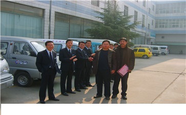 襄垣尹老板與鄭州超前漆共創(chuàng)輝煌！