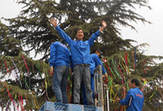 鄭州超前涂料歡迎您！專(zhuān)業(yè)真石漆生產(chǎn)廠家